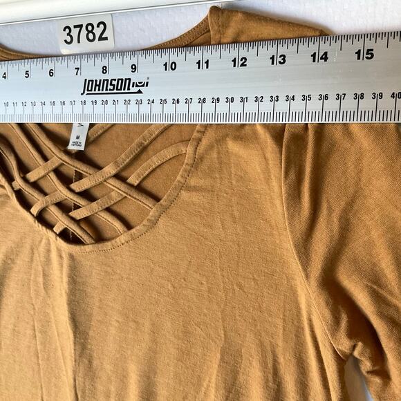 Zenana Premium Women Dress size M Relaxed Fit 3/4 Sleeve Stretchy Crew Neck Tan - Picture 2 of 10